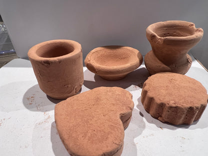 150 grams of clay mini figures