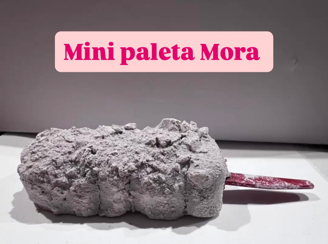 Mini paleta Mora3.5 inches long